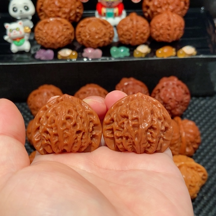 文玩核桃把件37.1尺寸宫灯1833