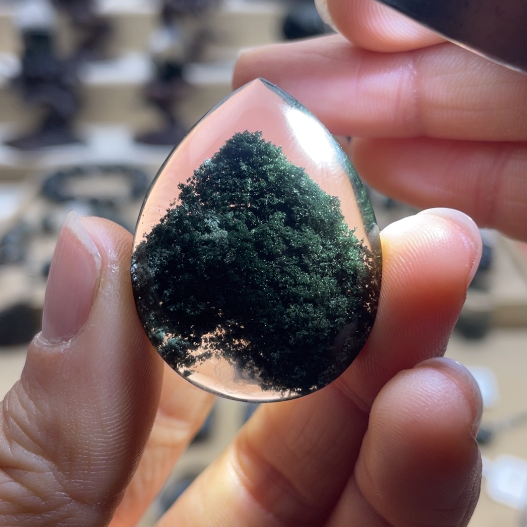 水晶颈饰未镶嵌绿幽灵金字塔水滴