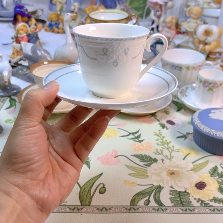 摆件欧洲中古瓷器编号13