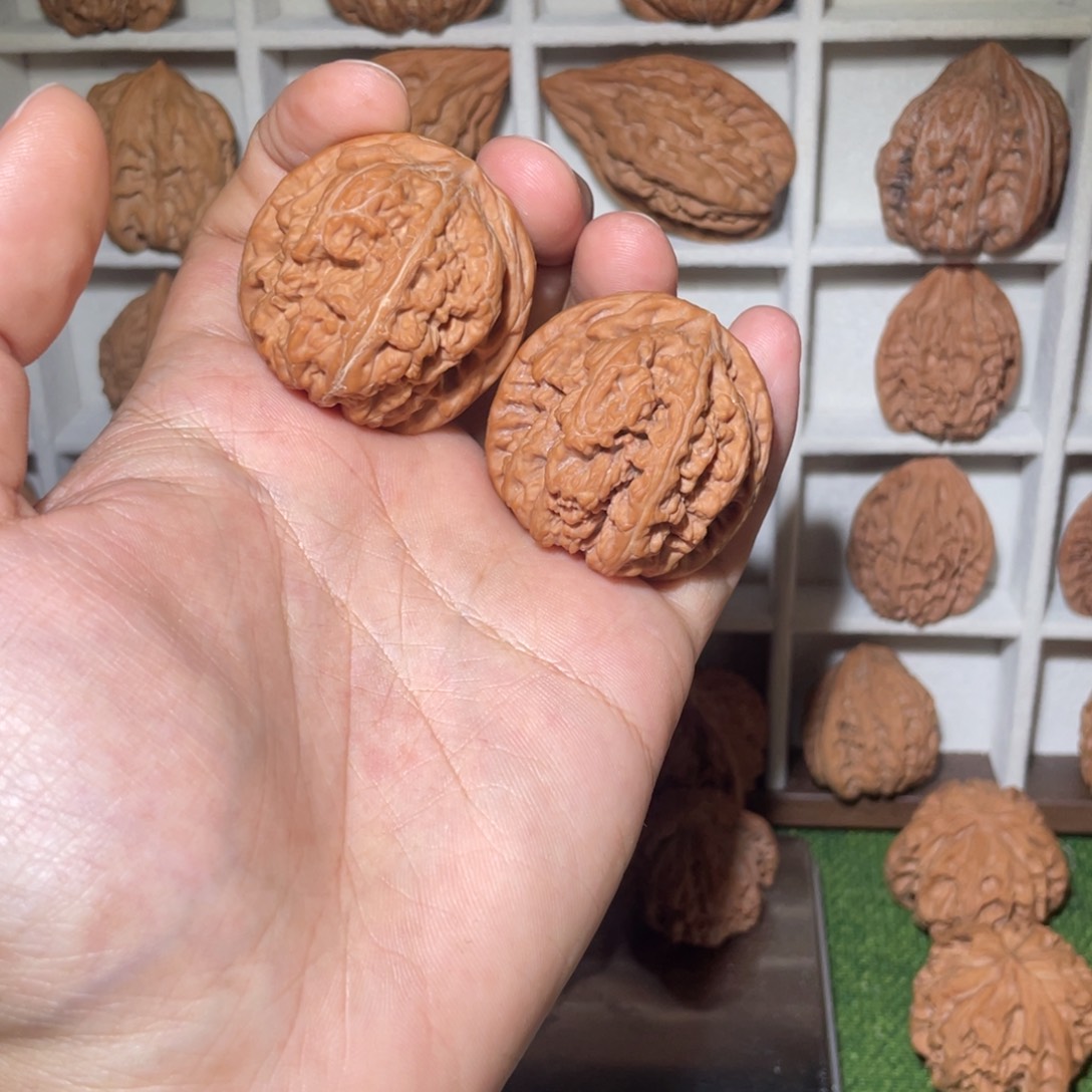 文玩核桃把件40粗筋货头全品