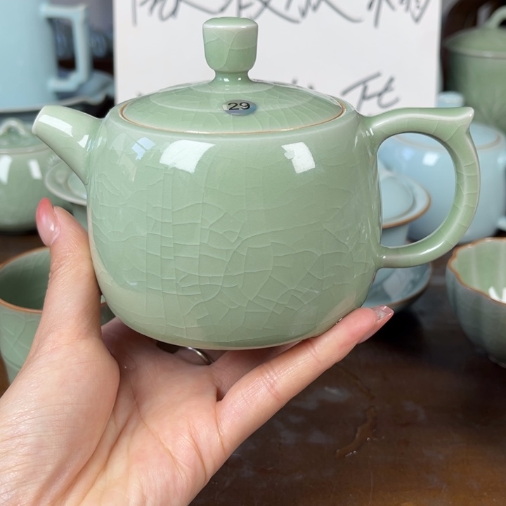 云***丶啊啊啊啊啊啊啦啊啦啦啦29号