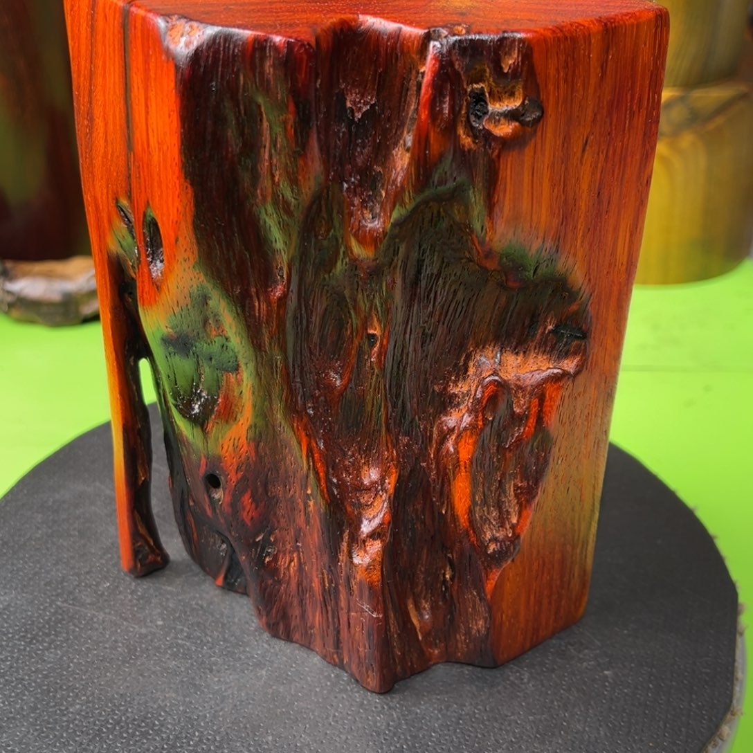 佳***琪大果紫檀（缅甸花梨）