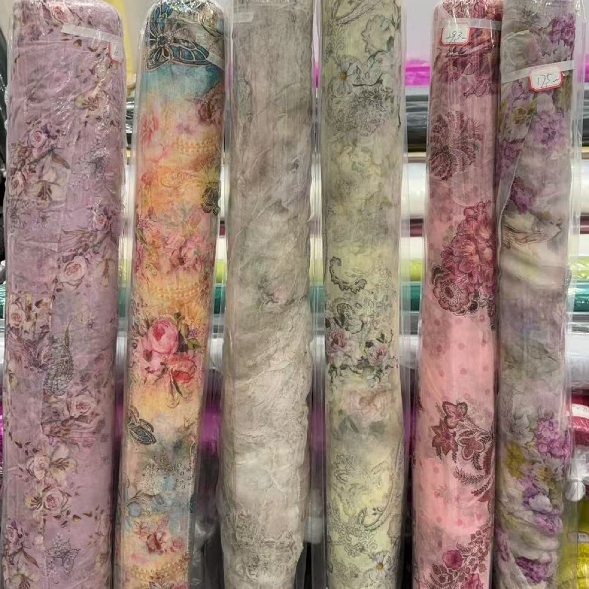 满分桑蚕丝，乔其纱，双绉，素绉缎等新鲜到货