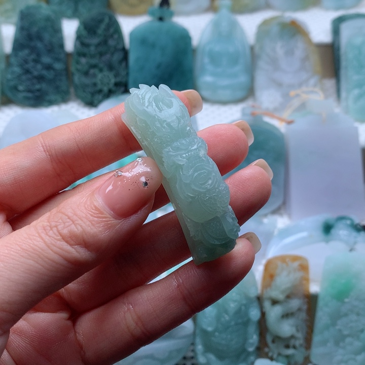 *****定制翡翠未镶嵌手牌