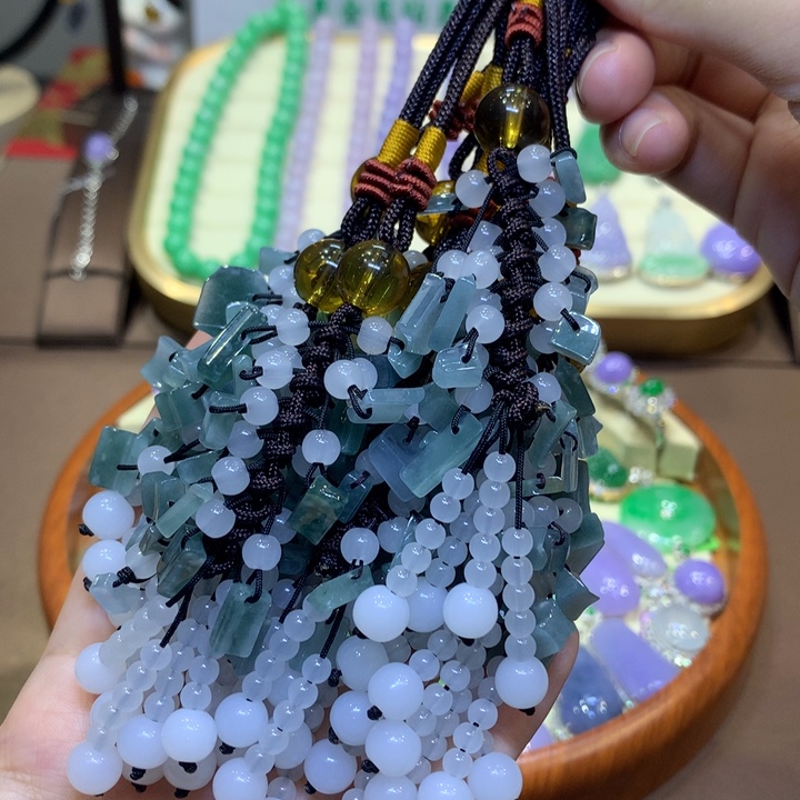 颈饰未镶嵌翡翠翡翠