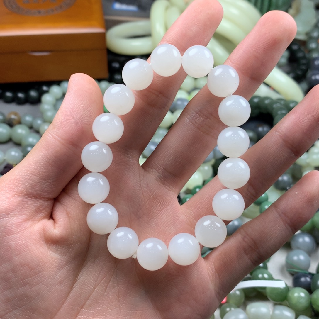 手串未镶嵌和田玉