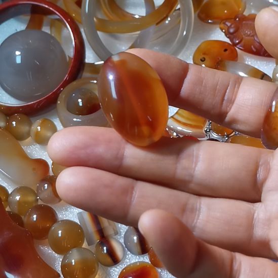 续***）玛瑙/玉髓未镶嵌简单