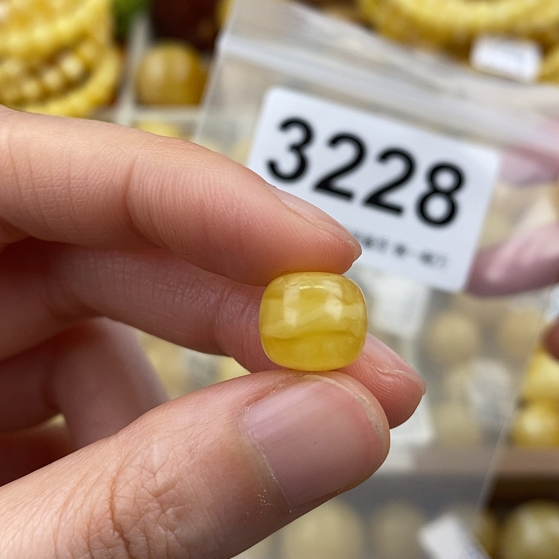 蜜蜡未镶嵌珠宝奇石10粉