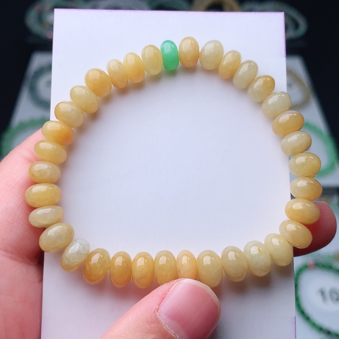 翡翠手串未镶嵌翡翠