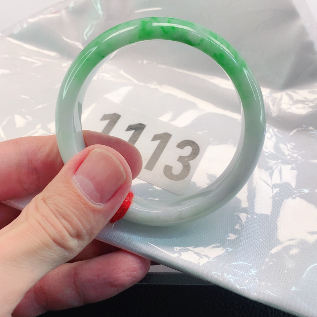 翡翠手镯未镶嵌翡翠手镯1113