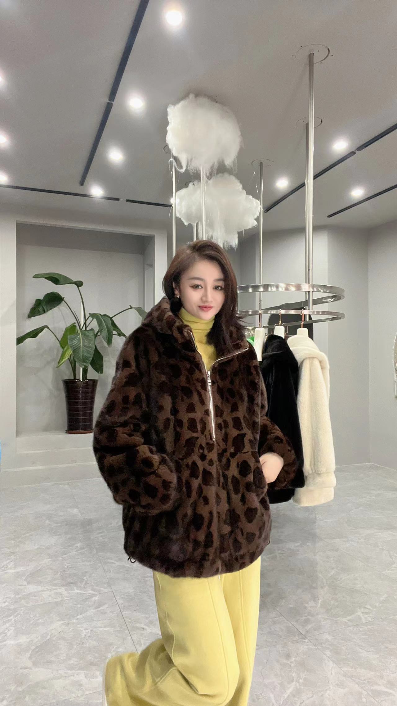 【冰依恋】BYL冬季宽松时尚休闲套头粉色/豹纹连帽短外套