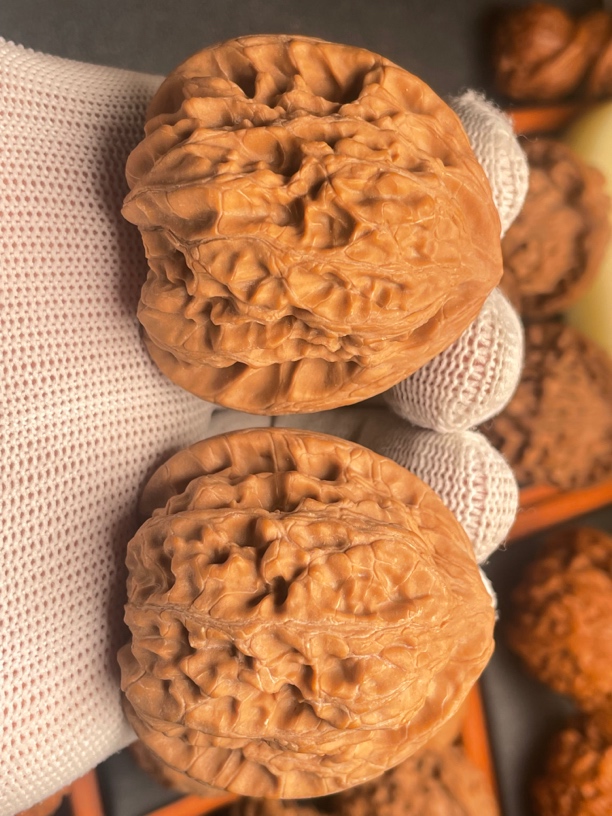 42➕靠山王文玩核桃