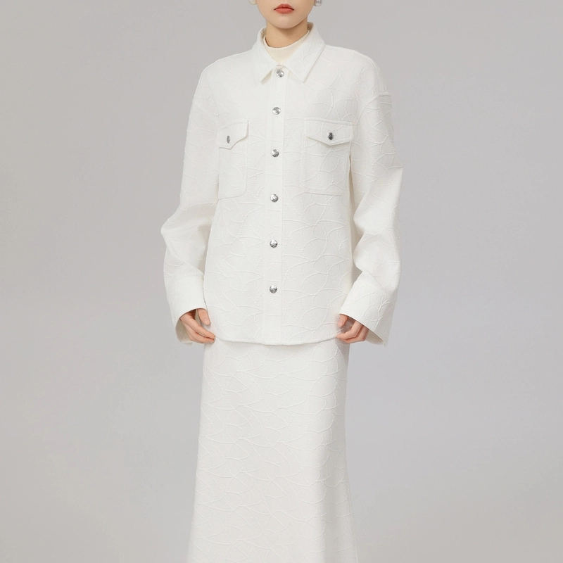 AMASS/阿玛施早春新款白色压花高级感宽松时尚百搭衬衫外套530019