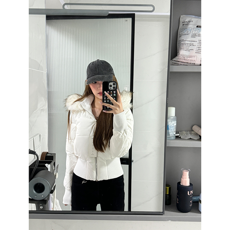 白色大毛领羽绒服女短款冬季韩系加厚收腰显瘦连帽90白鸭绒面包服