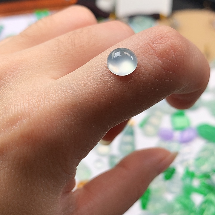 翡翠吊坠(不含链)未镶嵌蛋面