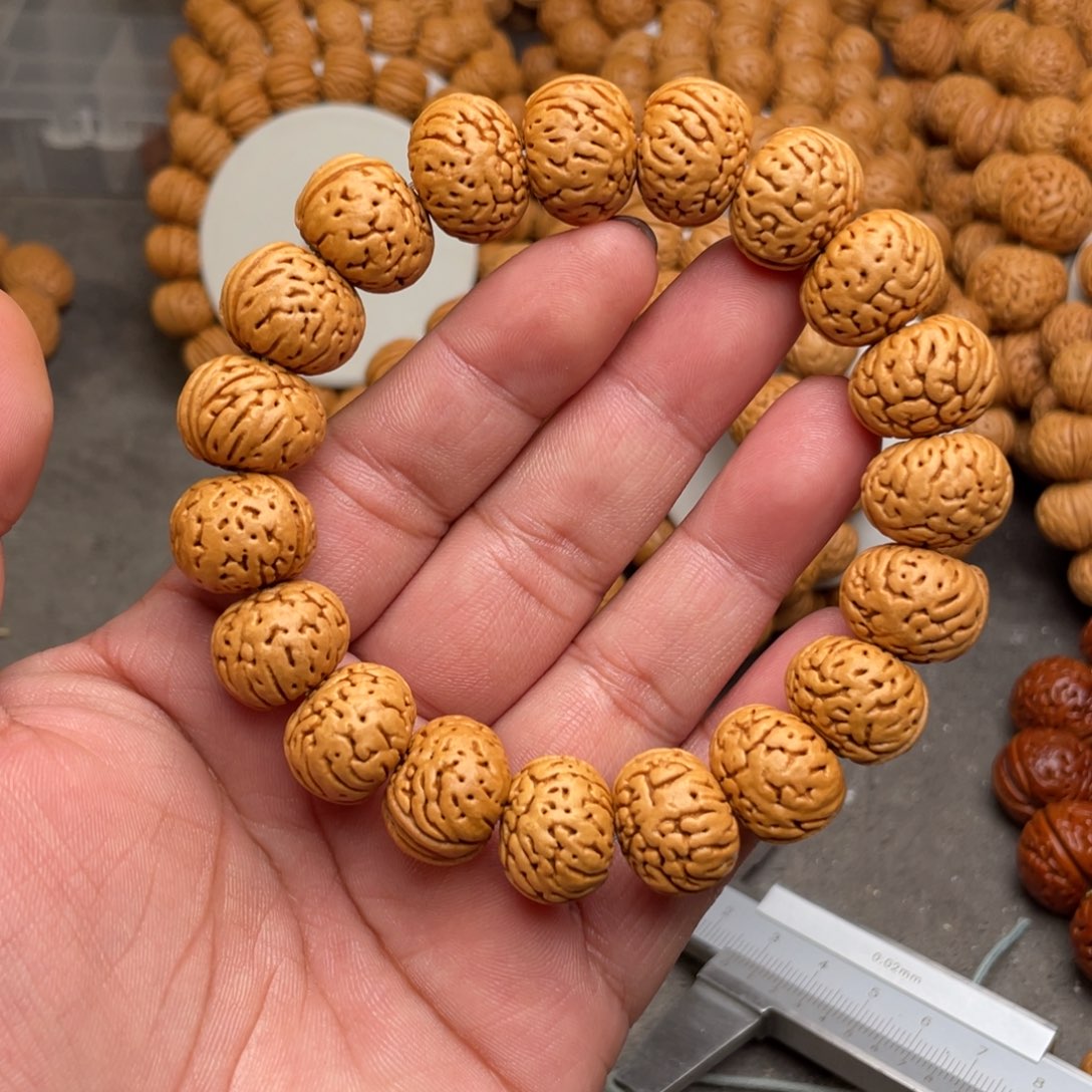 手串桃核树王纽扣闪3