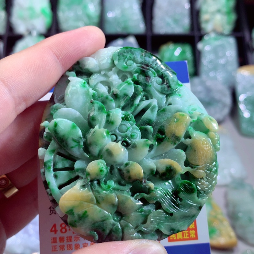 【闪购商品】翡翠颈饰未镶嵌挂件