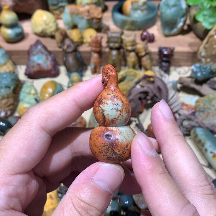 岫岩河磨玉（透闪石质玉）挂件未镶嵌