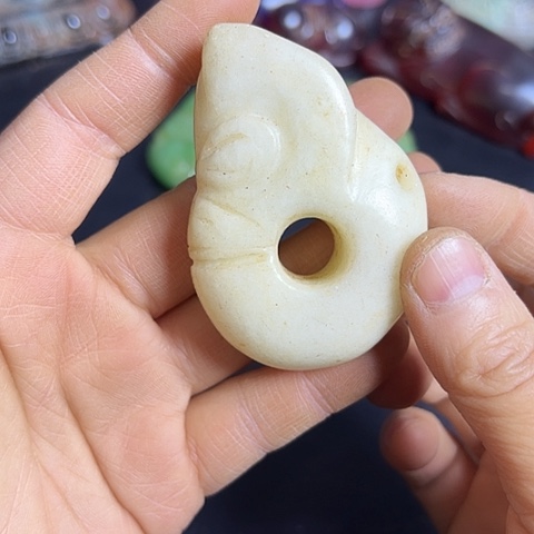 白玉菩提把件一个一个