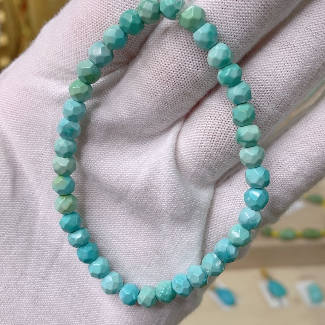 绿松石手串未镶嵌