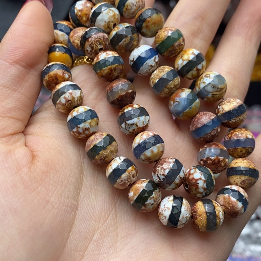 玛瑙/玉髓未镶嵌珠宝半成品奶皮蓝一线玛瑙蹦迪珠约10m一条