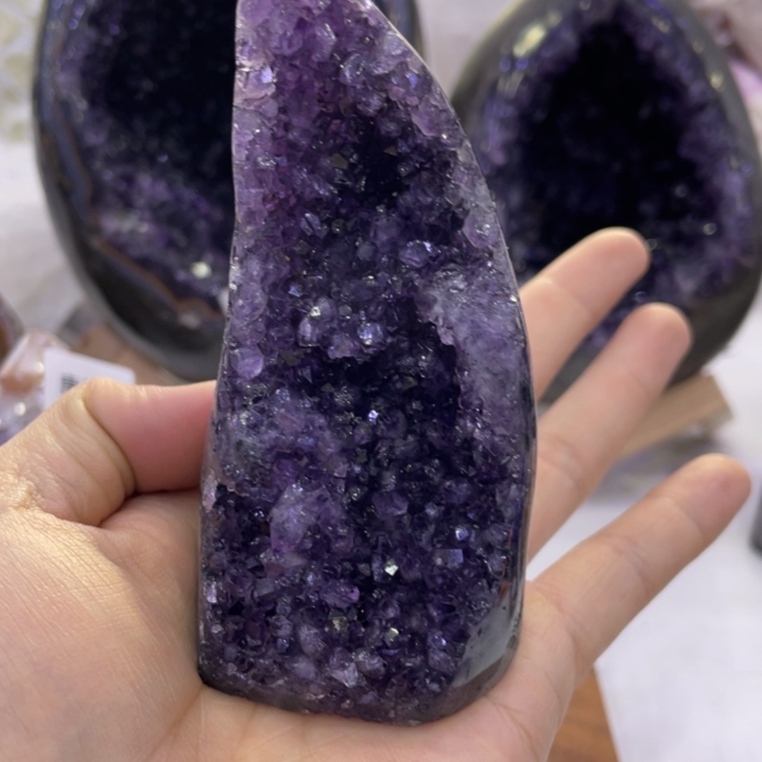 紫晶大型摆件（非配饰）未镶嵌