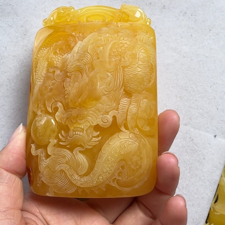 蜜蜡珠宝奇石未镶嵌