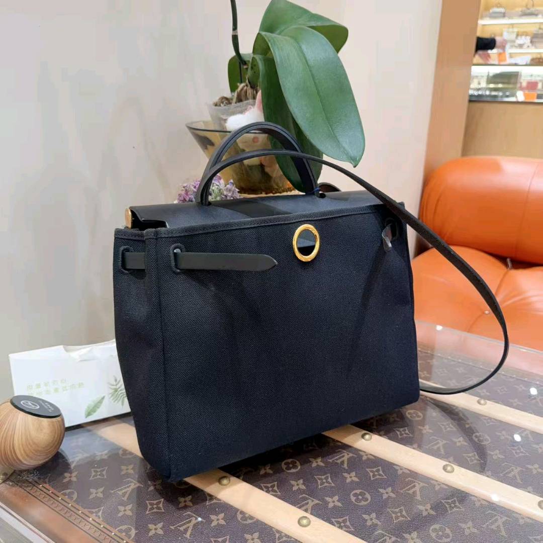 99新 Hermes/爱马仕 herbag 31 黑金 帆布拼皮 Z刻！