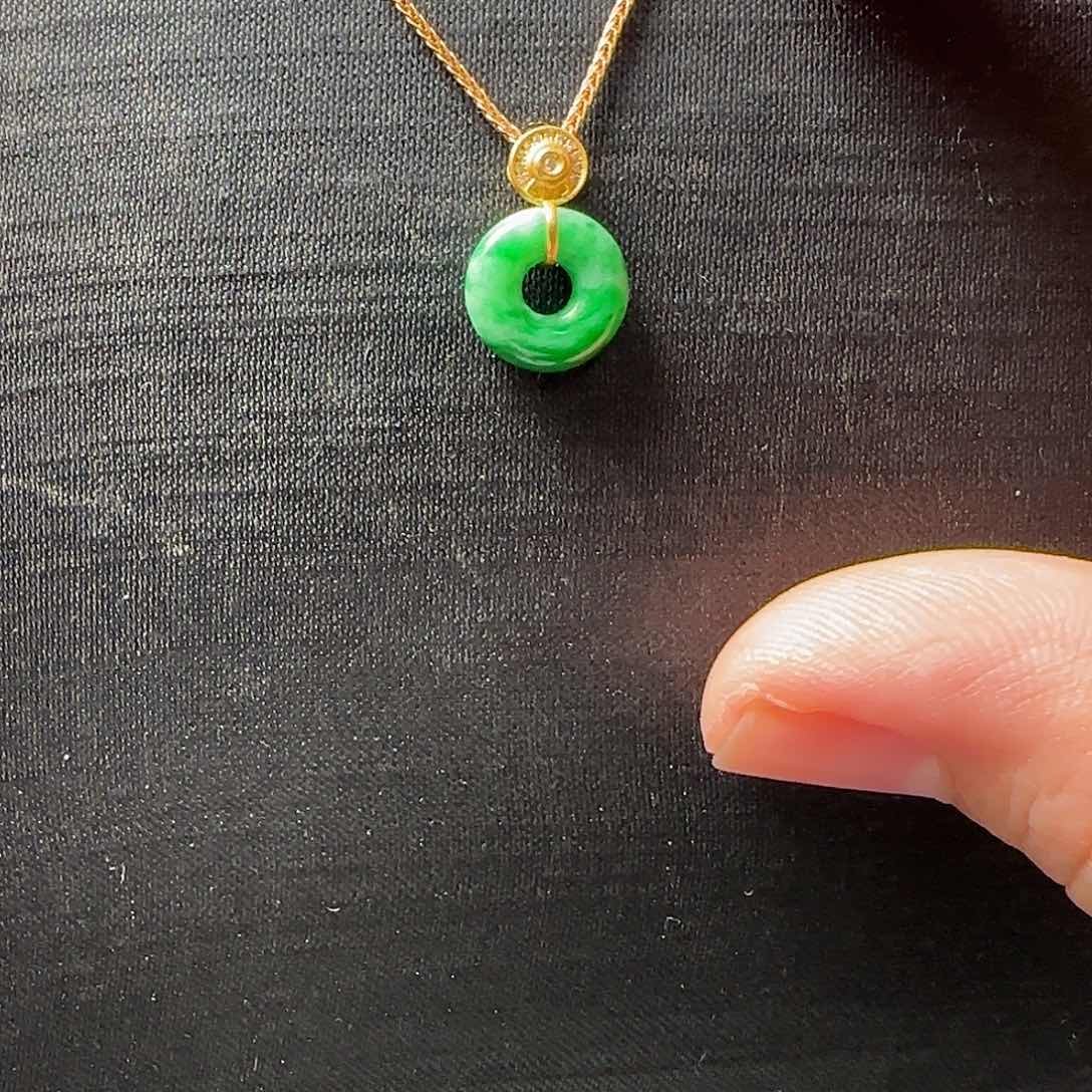 翡翠颈饰18K金镶嵌翡翠