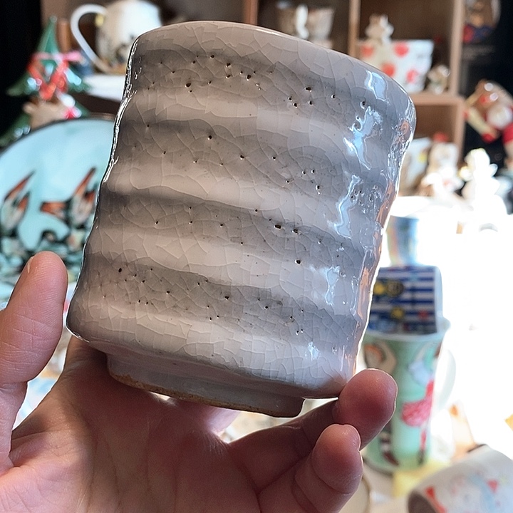 手握杯日本作家器粉引