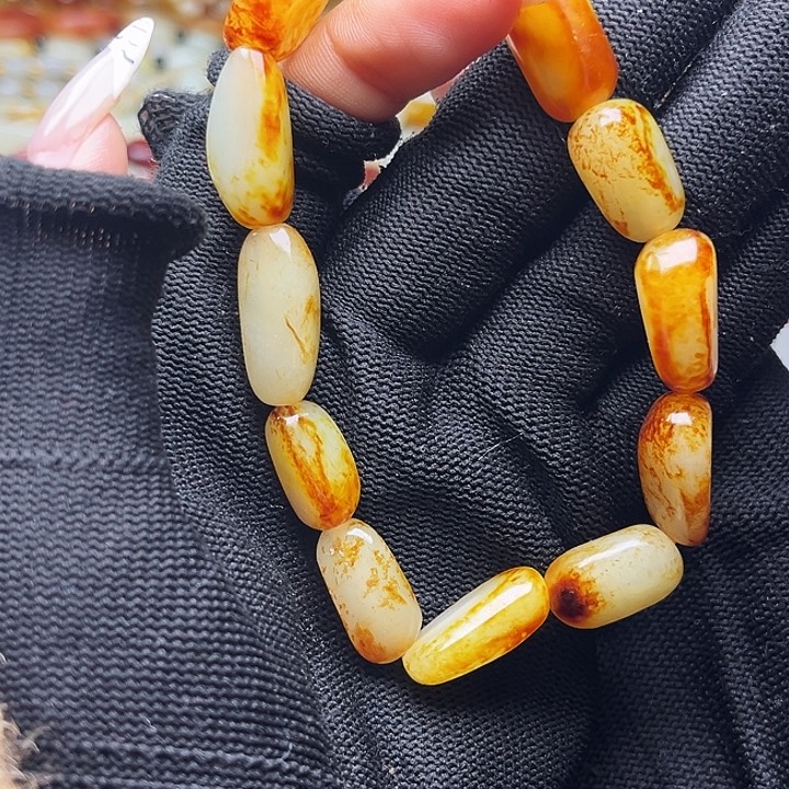 和田玉未镶嵌手链