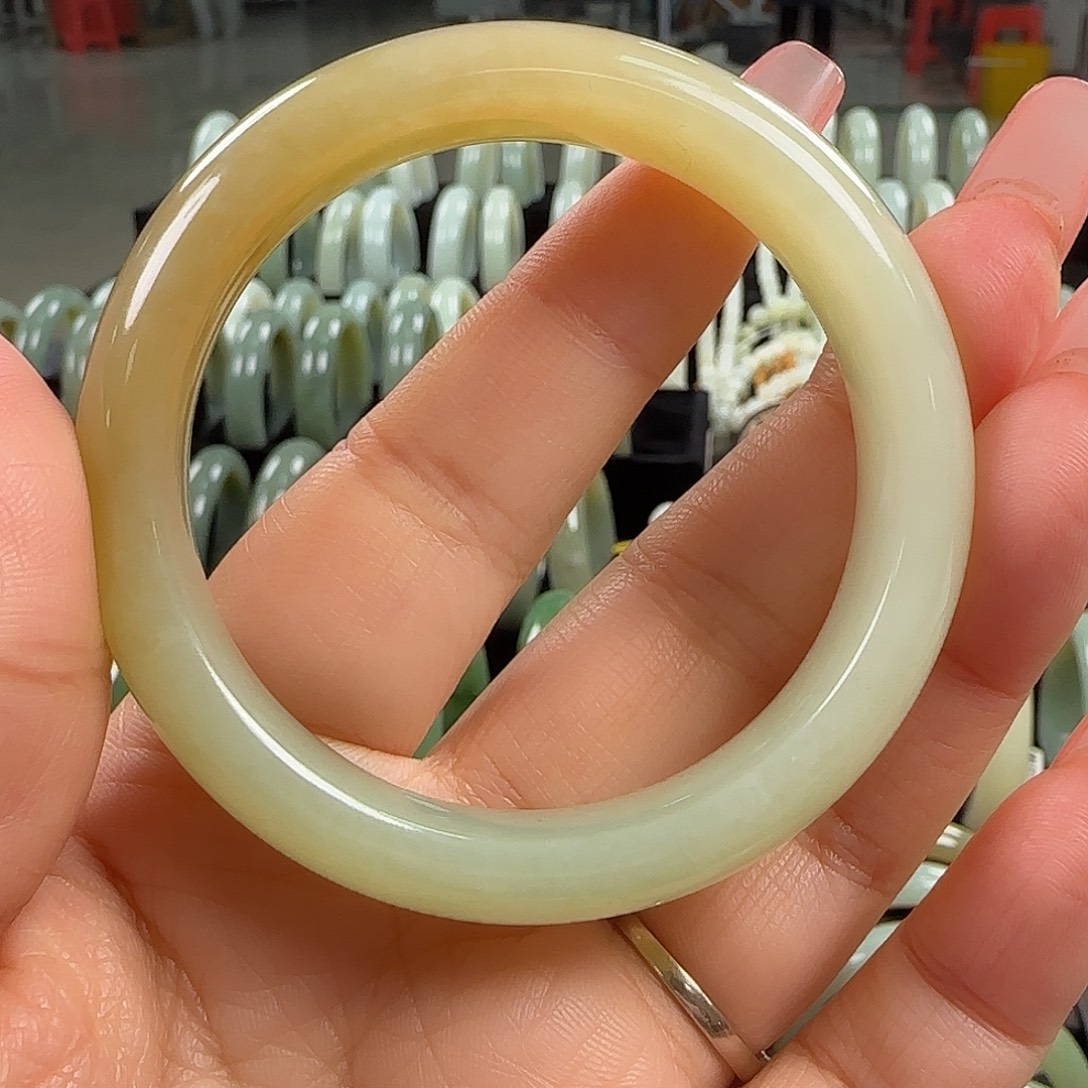 和田玉未镶嵌手镯52.7