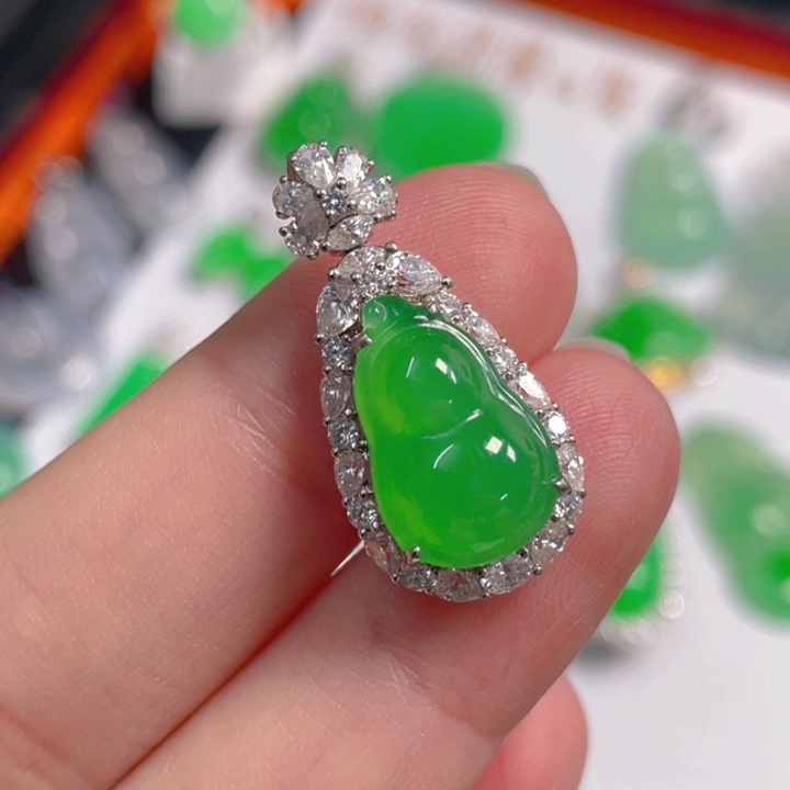 一***·翡翠18K金镶嵌吊坠(不含链)