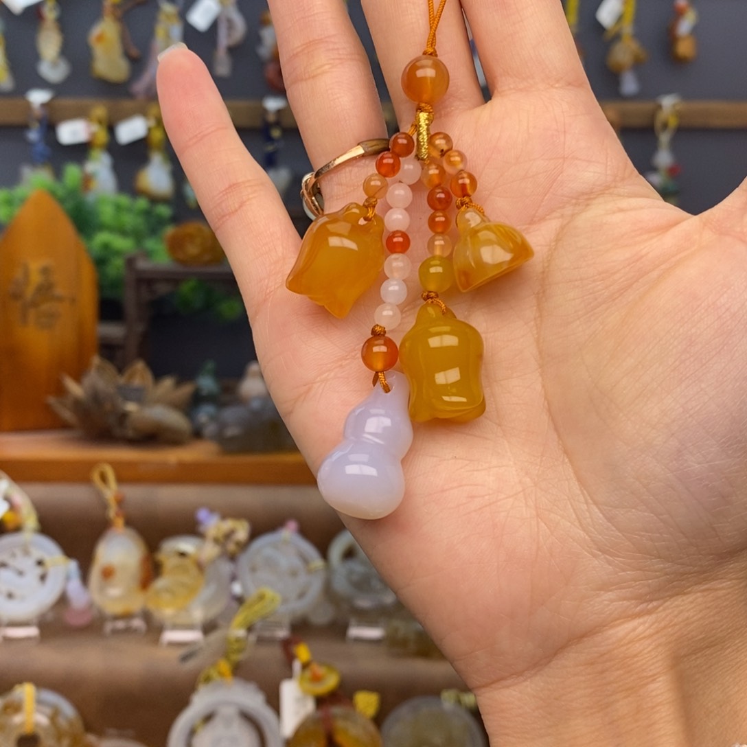 玛瑙/玉髓车挂未镶嵌666666