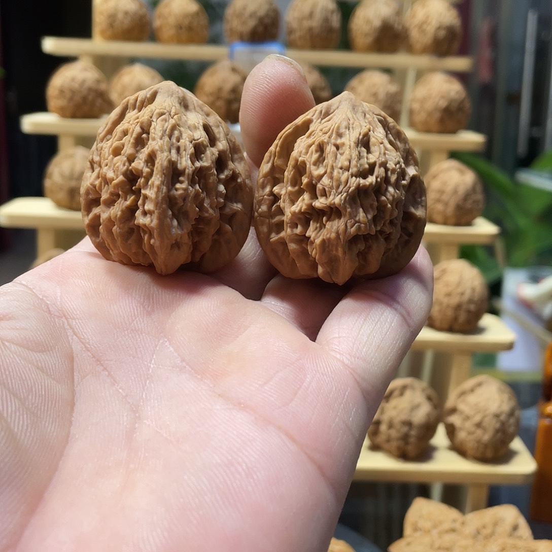 我***贝吊坠文玩核桃文玩核桃虎头