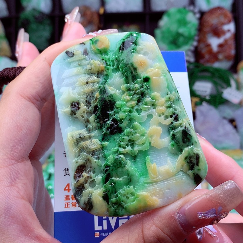 【闪购商品】翡翠颈饰未镶嵌挂件