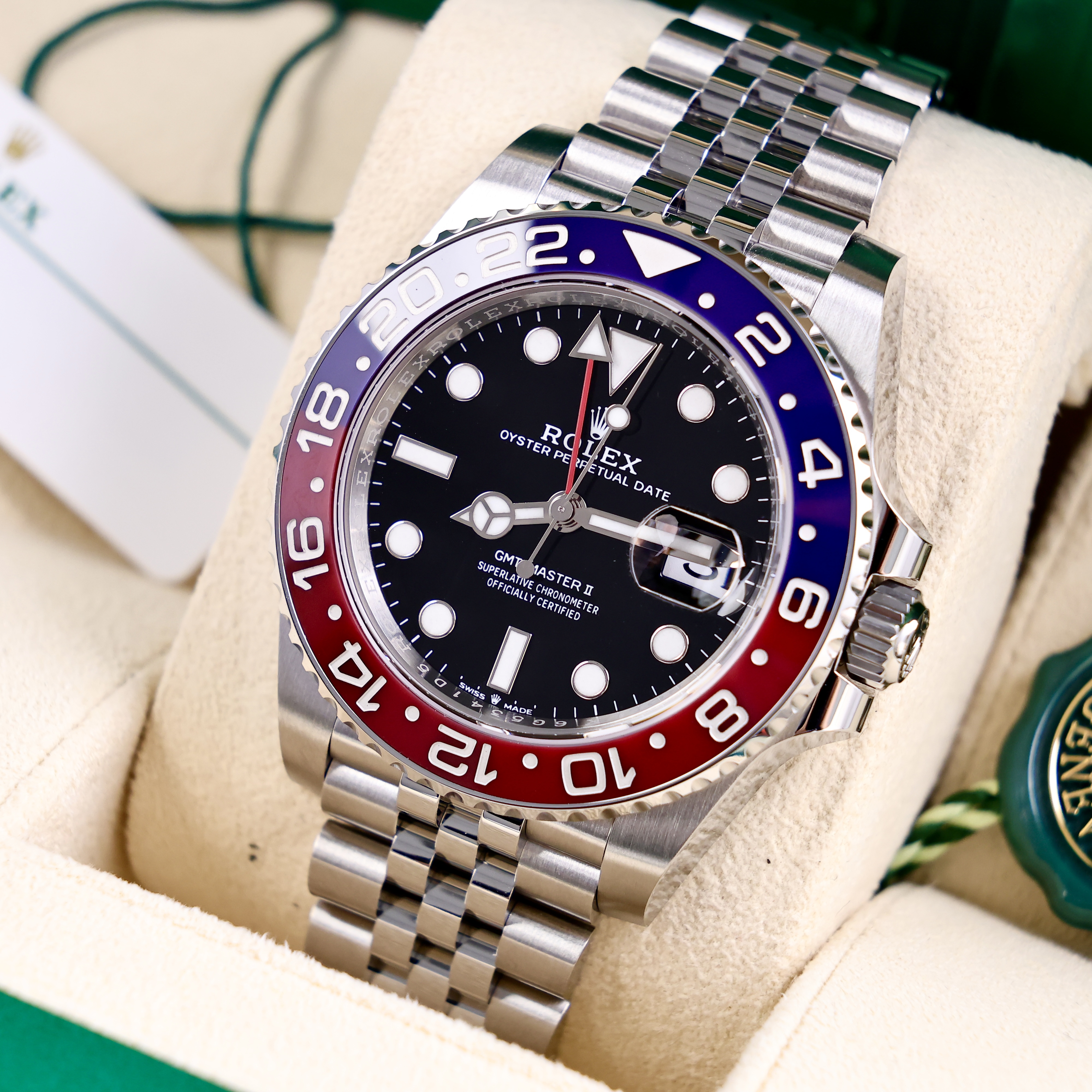 95新 Rolex/劳力士 可乐圈型号126710 精钢材质 2024年12月保卡