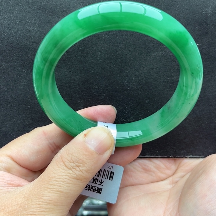 石英质玉未镶嵌手镯58.8