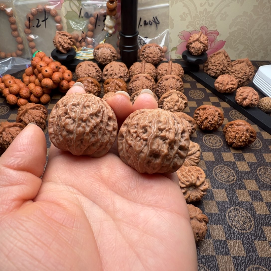 S***ʸ吊坠文玩核桃铁锤妹妹，38尺，全品无修