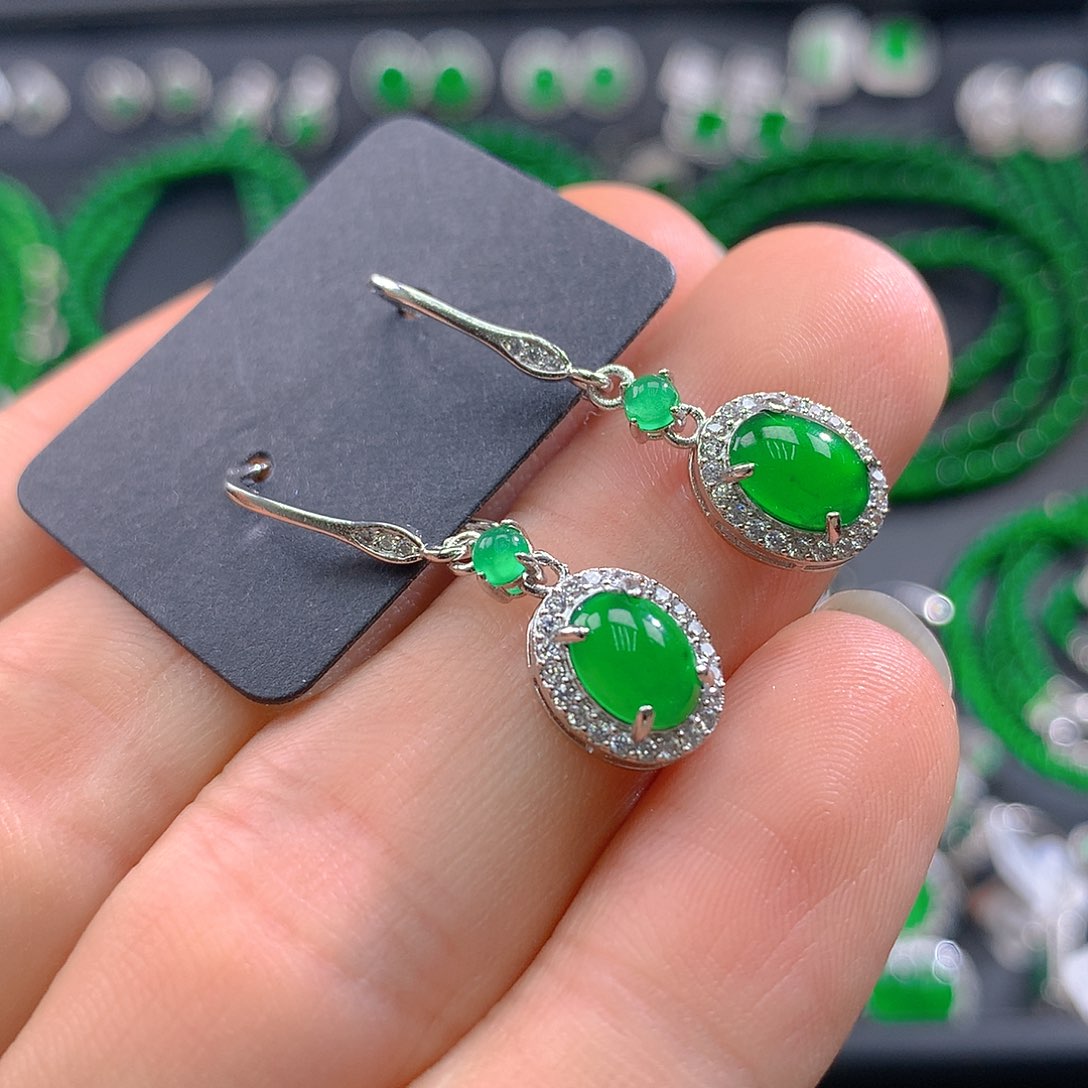 翡翠手链未镶嵌翡翠