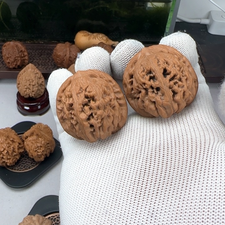 文玩核桃吊坠凤凰台