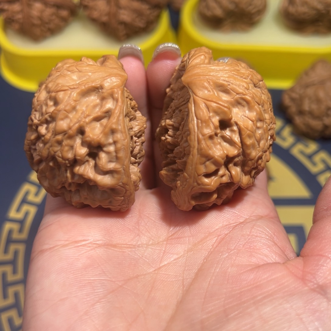 文玩核桃把件聚宝盆47