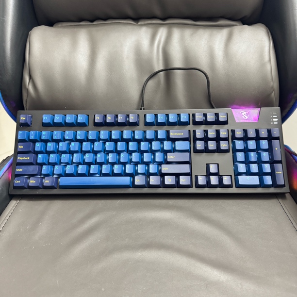 8新  腹灵光魔X5鹦鹉螺拼色键帽机械键盘凯华光轴RGB灯牌侧灯条