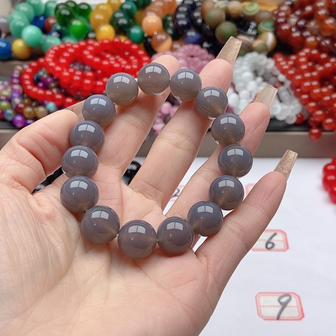 【闪购商品】玛瑙/玉髓手链未镶嵌吖*?