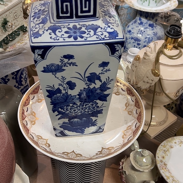 瓷片瑕。。。。。。。。。。。。。。。