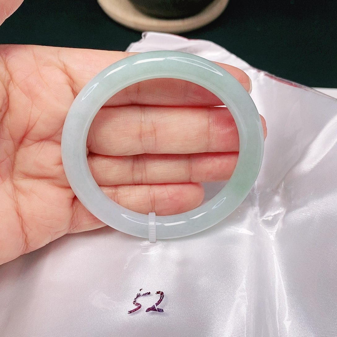【闪购商品】翡翠手镯未镶嵌圆条