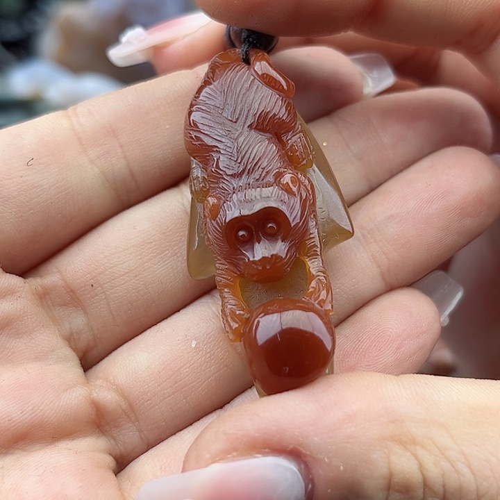 玛瑙手饰未镶嵌风**转