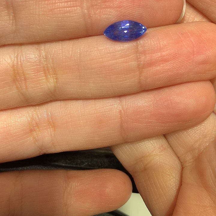 蓝宝石裸石1.58ct矢车菊蓝宝石