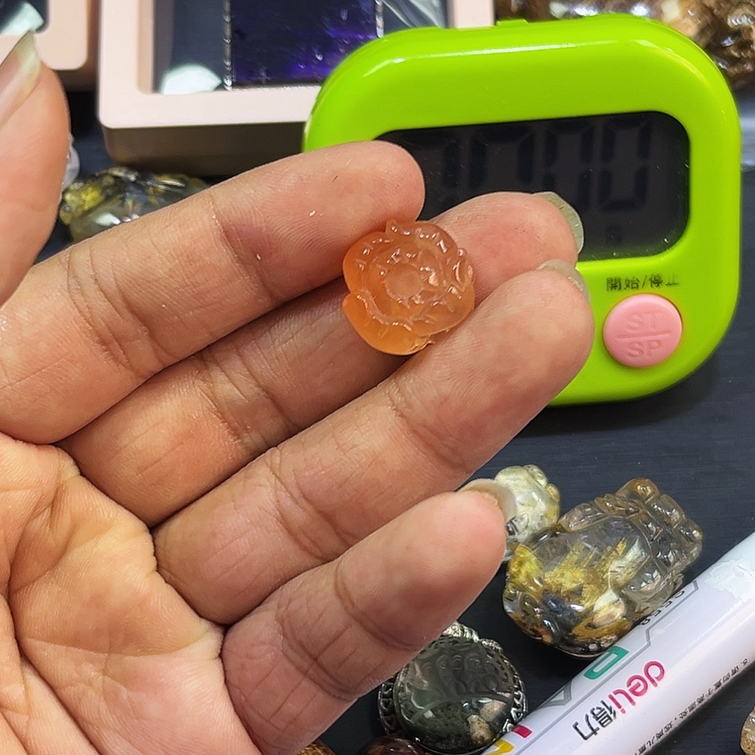 新***天颈饰未镶嵌水晶花