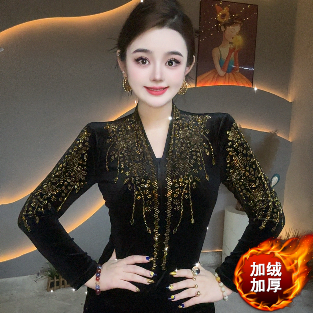 【烫钻花语】新款V领长袖轻奢烫钻女T恤网红时尚百搭打底衫